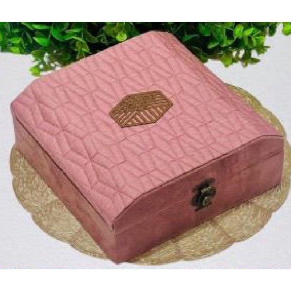 Velvet Vistaar Box